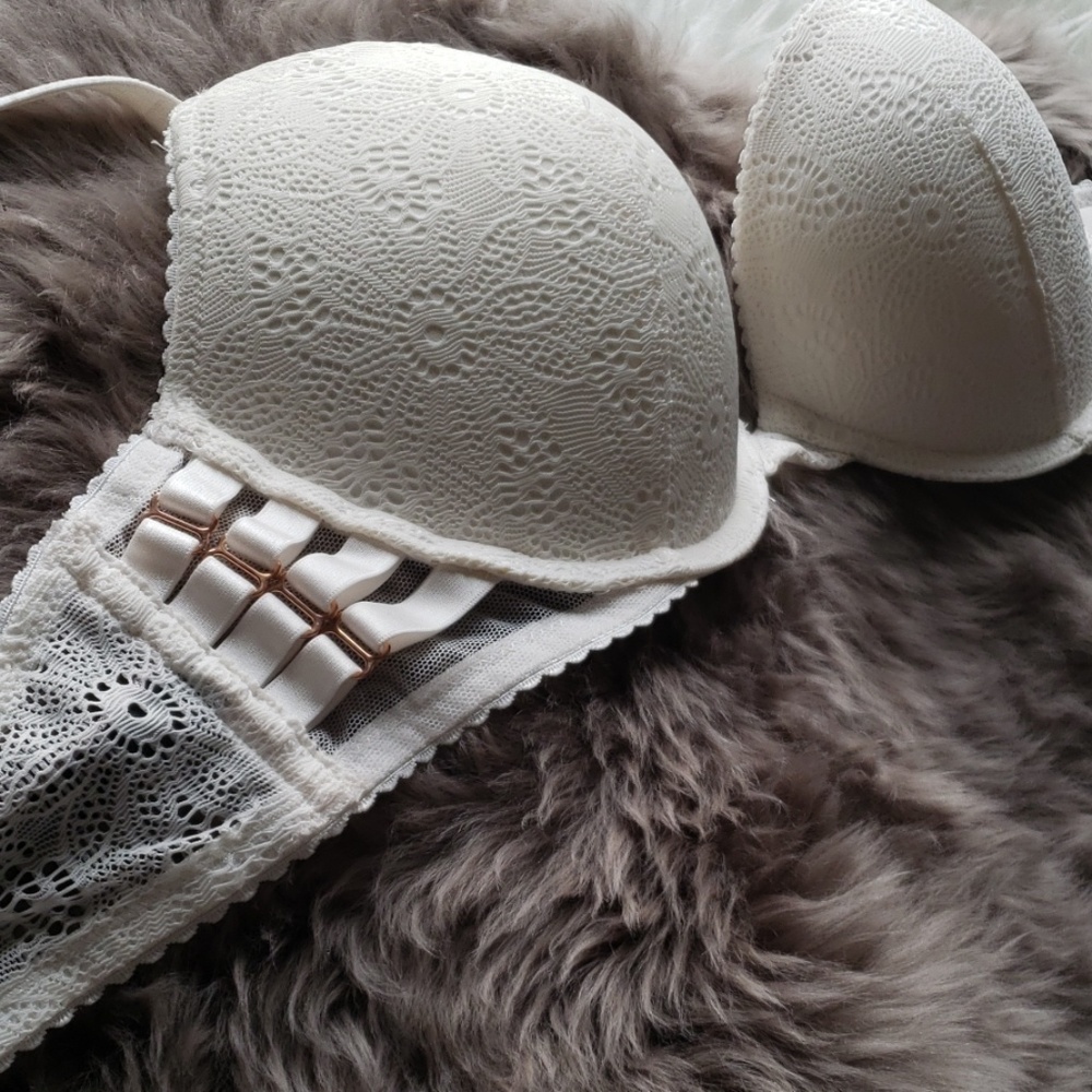 Victoria's Secret bra